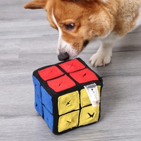 Cube en peluche 2x2 (Jouet à renifler pour chiens) - 1